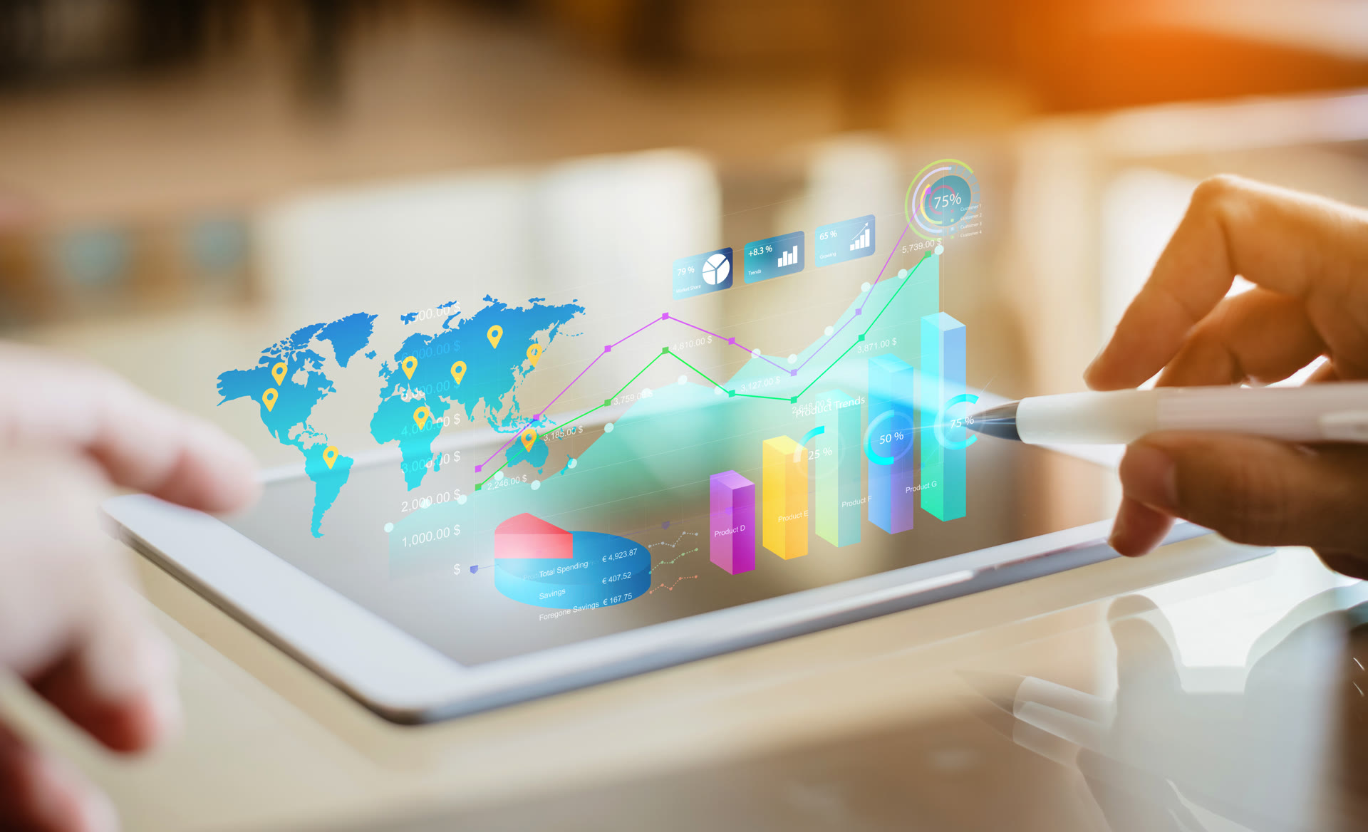 Curso de Reportes Mensuales y Proyección de Información